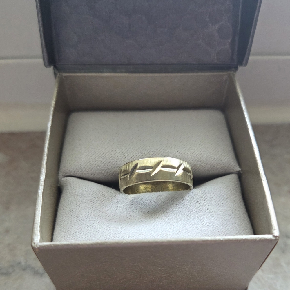 Vintage 18k HGE Gold Men's Band
